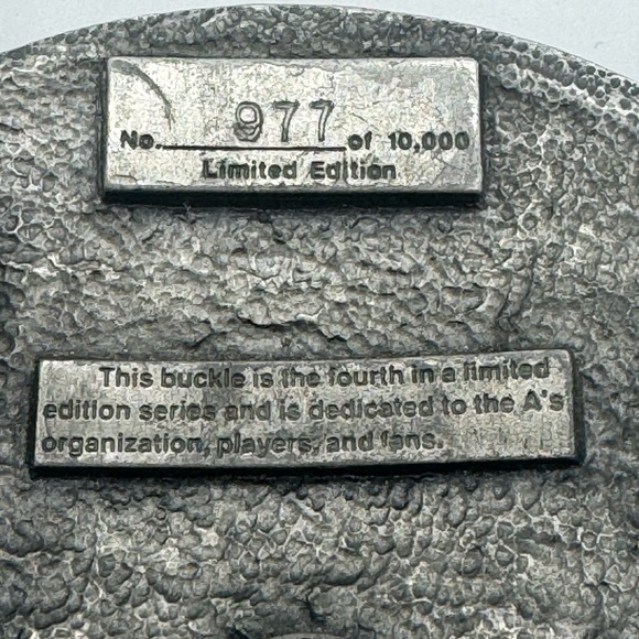 Vintage MLB Oakland As Baseball Belt Buckle - Picture 3 of 3